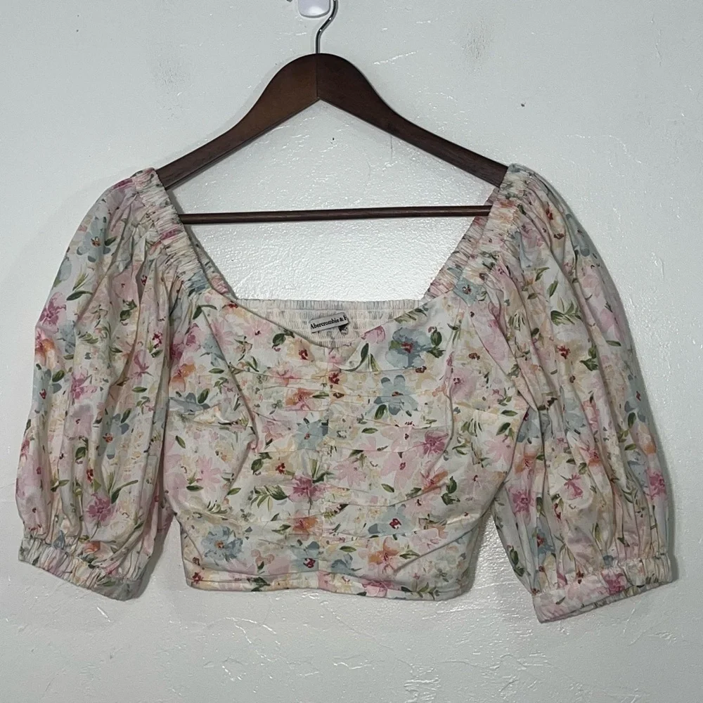 Abercrombie & Fitch Pastel Floral Puff Sleeve Crop Top NWT